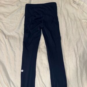 Navy lululemon leggings with pockets